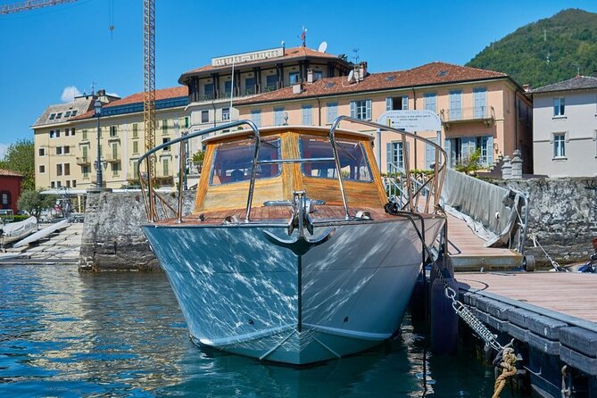 Private Tour Open Bar Classic Wooden Boat Lake Como 2H 4H - Meeting Point and Shuttle