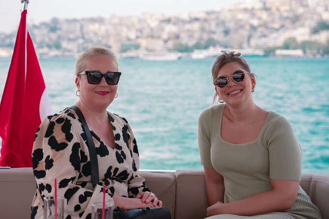 Private Yacht Cruise on The Bosphorus in Istanbul - Review Highlights