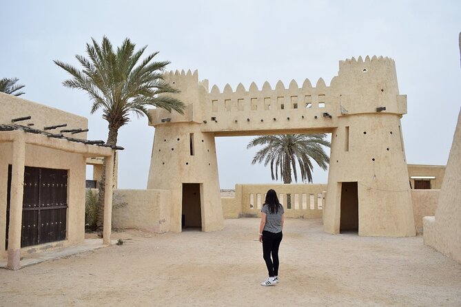 Qatar West Coast Tour to Richard Serra Sculpture and Mushroom Rock Formation - Zekreet Fort