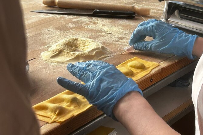 Ravioli Cooking Class in Piazza Navona, Rome Italy - Group Size and Traveler Capacity