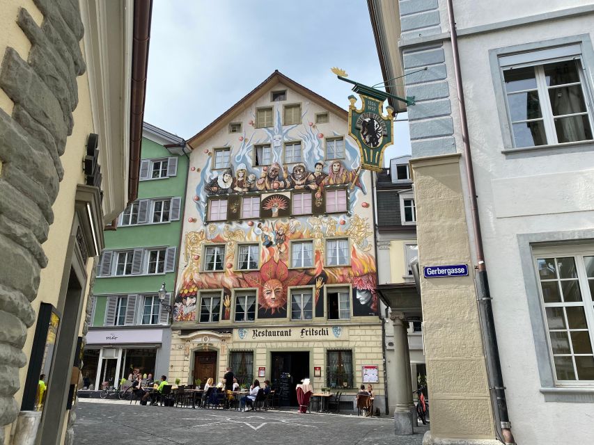 Revealing Lucerne: Self-Guided Reading City Tour - Attractions: Lion Monument