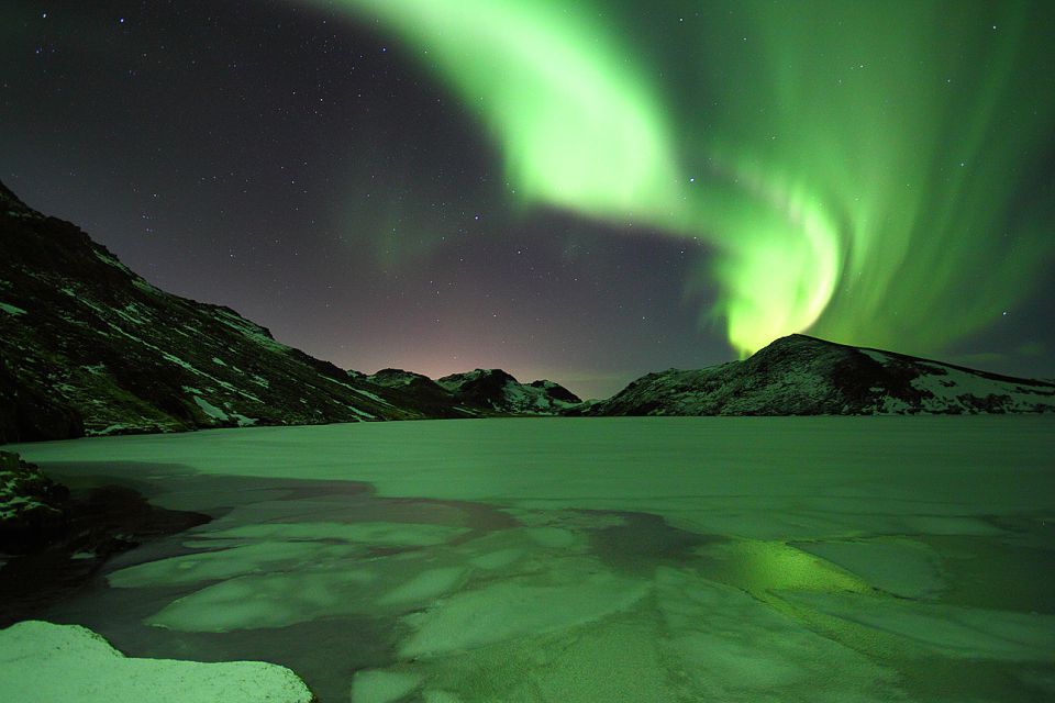 Reykjavik: Golden Circle & Northern Lights 4x4 Tour - Geysir Geothermal Field