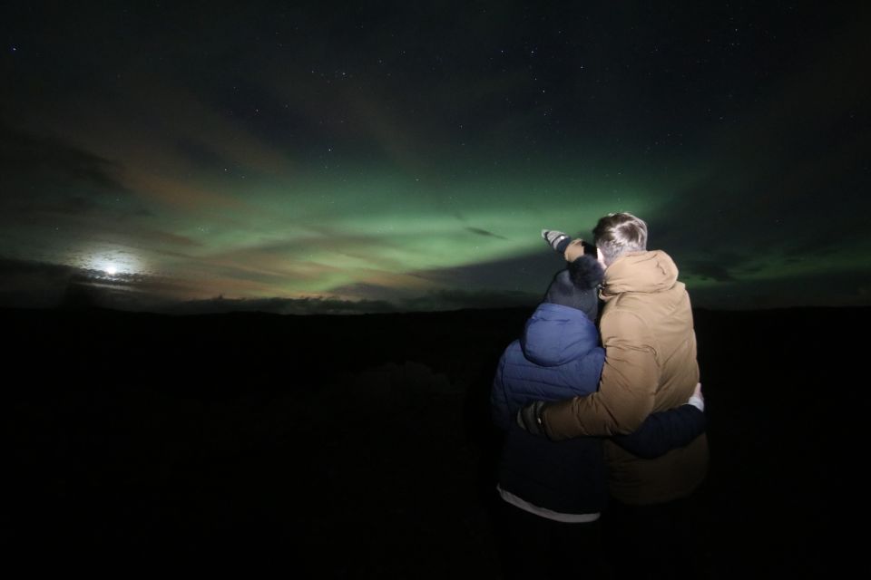 Reykjavik: Northern Lights Experience by Superjeep - Exploring the Northern Lights