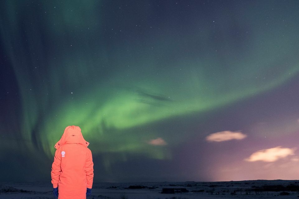 Reykjavik: Northern Lights Photo Tour & Aurora Center Ticket - Enhancing Your Experience