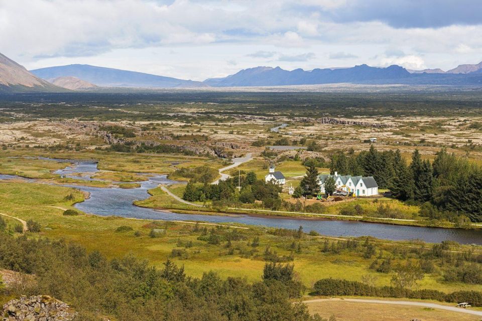 Reykjavik: Silfra Fissure Snorkeling Tour With Photo & Cocoa - Activity Restrictions and Requirements