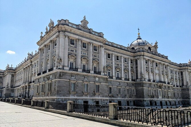 Royal Palace of Madrid Afternoon Skip the Line Tour - Accessibility and Suitability