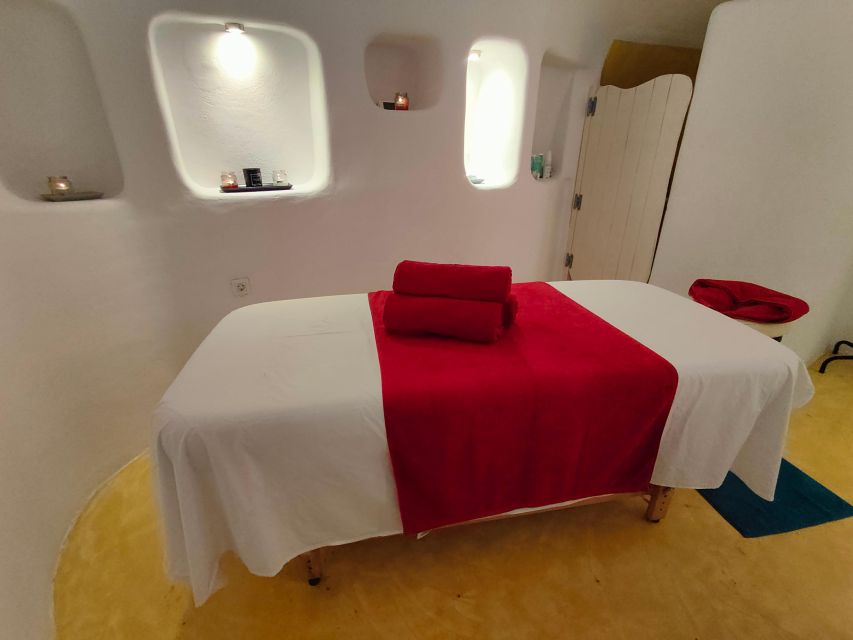 Santorini: Aromatherapy Couples Massage - Massage Treatment Details