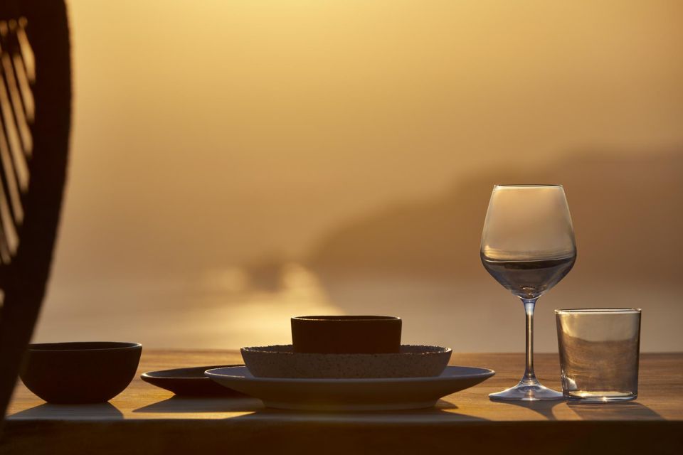 Santorini: Private Romantic Sunset Dinner With Caldera View - Vegan/Vegetarian Choice