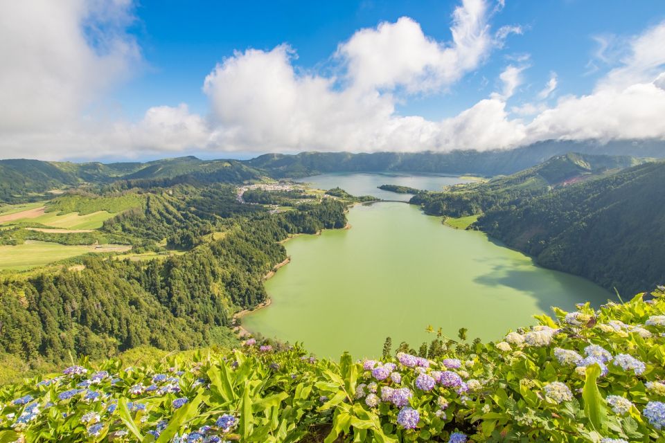 São Miguel: Full-Day Tour to Sete Cidades and Lagoa Do Fogo - Pricing and Cancellation