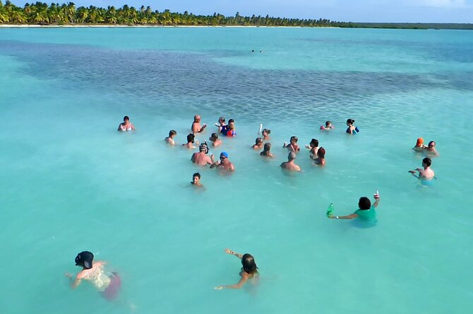 Saona Island: Full-day Sailing Tour - Small Group - Group Size