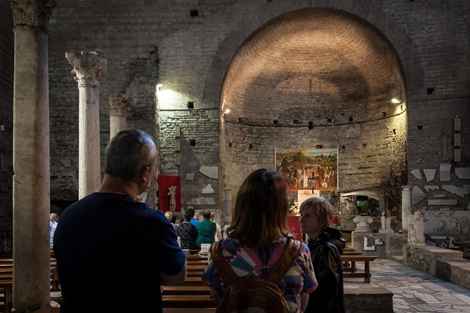 Secret Rome Basilicas and Hidden Underground Catacombs Tour - Visiting Basilica Di Santa Maria Maggiore