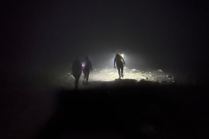 Snowdon Sunrise Hike - Group Size