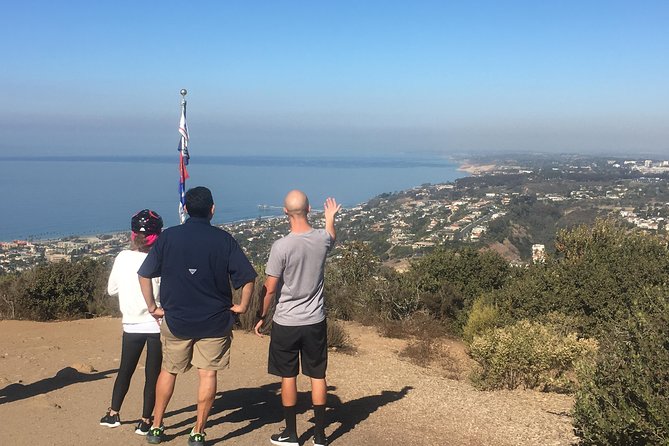 SoCal Riviera Electric Bike Tour of La Jolla and Mount Soledad - Explore La Jolla