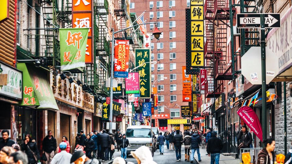 SoHo,Little Italy & Chinatown Walking Tour in New York City - Experiencing SoHo