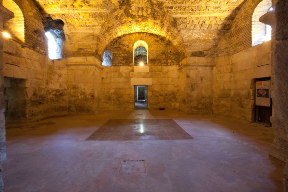 Split: Entry Ticket to the Cellars of Diocletians Palace - Getting to the Cellars