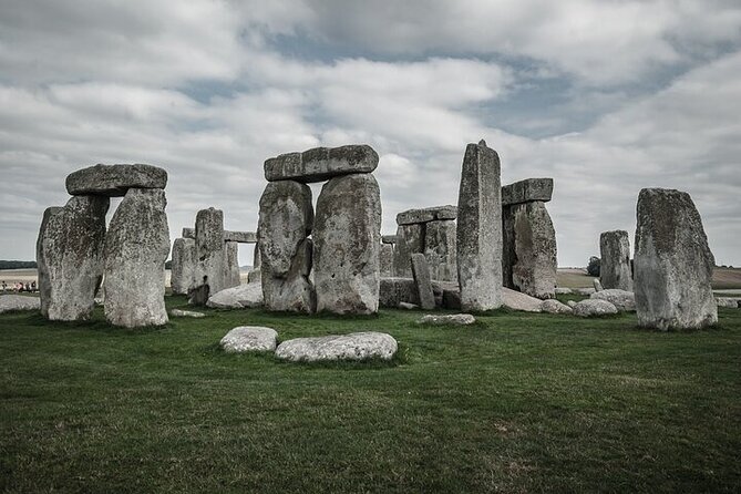 Stonehenge Private Immersive Audio Guide - Exploring Stonehenge