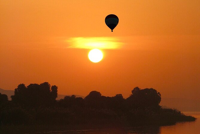 Sunrise Ballooning Luxor With Transfers Included - Coffee and Flight Certificate Offered