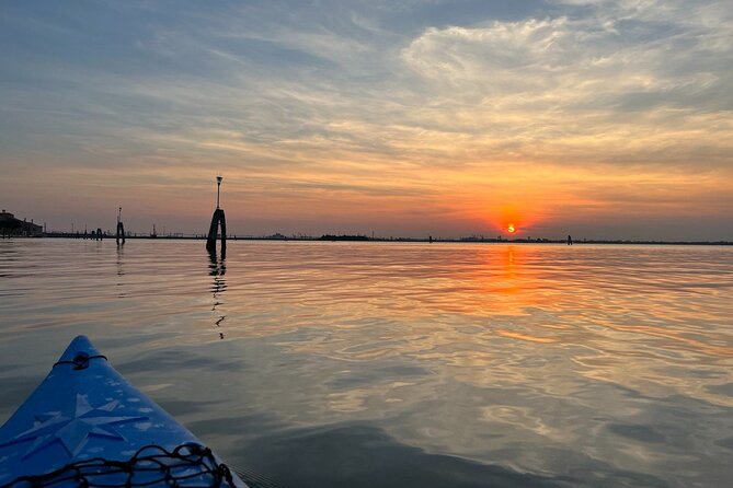 Sunset Kayak Class in Venice: Intermediate Training in the City - Exploring the Venetian Waterways