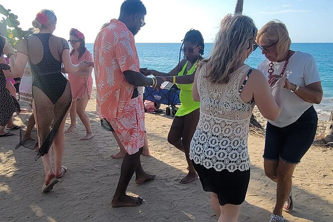 Sunset Salsa Beach Class in San Juan - What to Expect on the Class