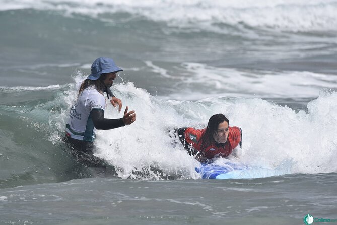 Surf Class in Famara 9:15 AM - 12:00 PM or 11:45 AM - 2:30 PM (2-Hour Class) - Cancellation Policy