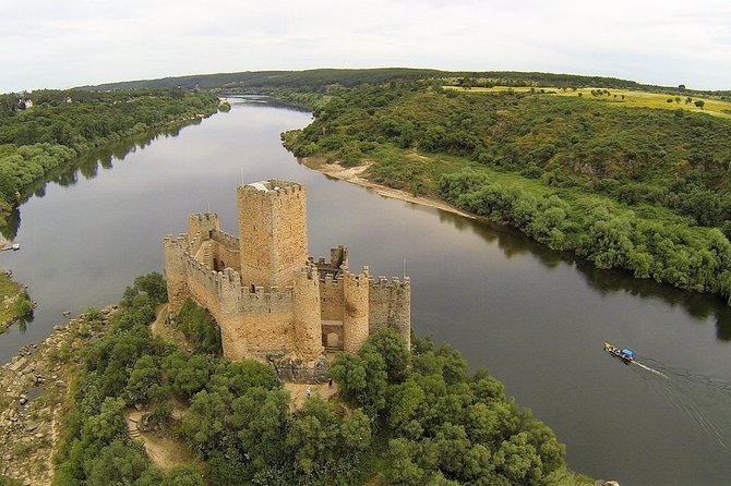 Templar Knights: Tomar and Almourol Castles Full Day Private Tour - Transportation and Accessibility