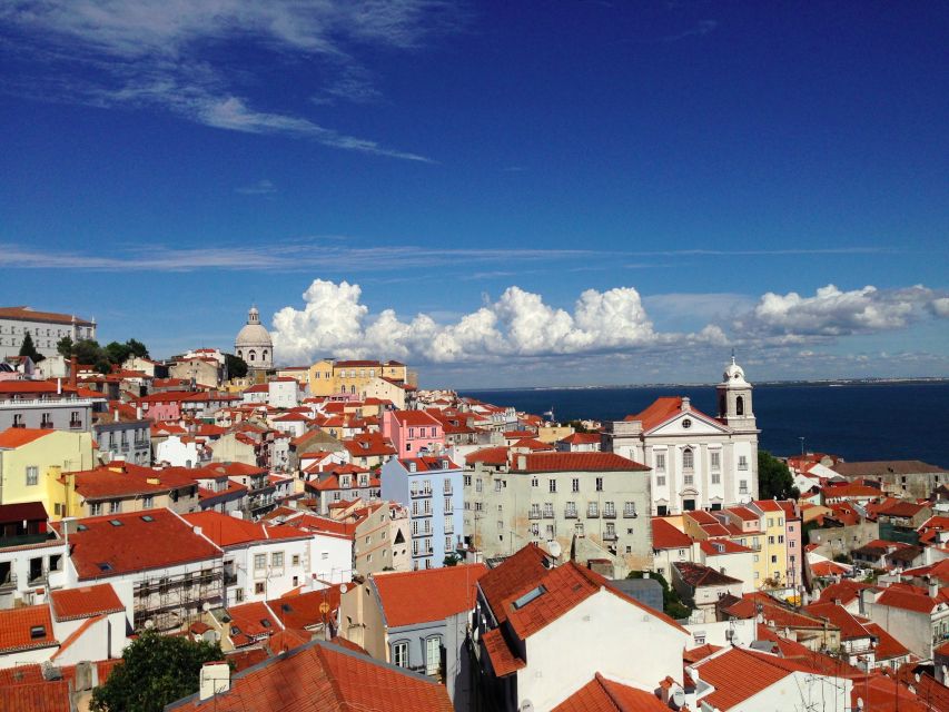 The 7 Hills of Lisbon Tuktuk Tour (Old Town&Chiado) - Photo Stops and Main Stops