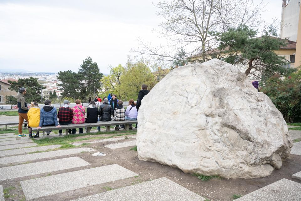 Theatrical Visit: Mysteries of the Croix-Rousse in English - Mysterious Legends of Lyon