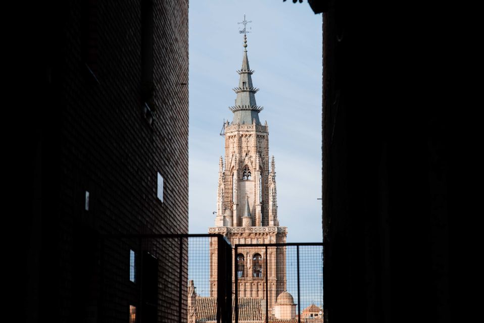 Toledo: Cathedral Tour With a Local Guide - Dress Code Requirements