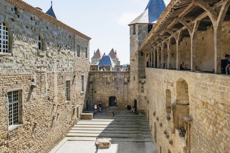 Toulouse: Carcassonne Day Trip by Coach With Comtal Castle - Free Time in Cité De Carcassonne