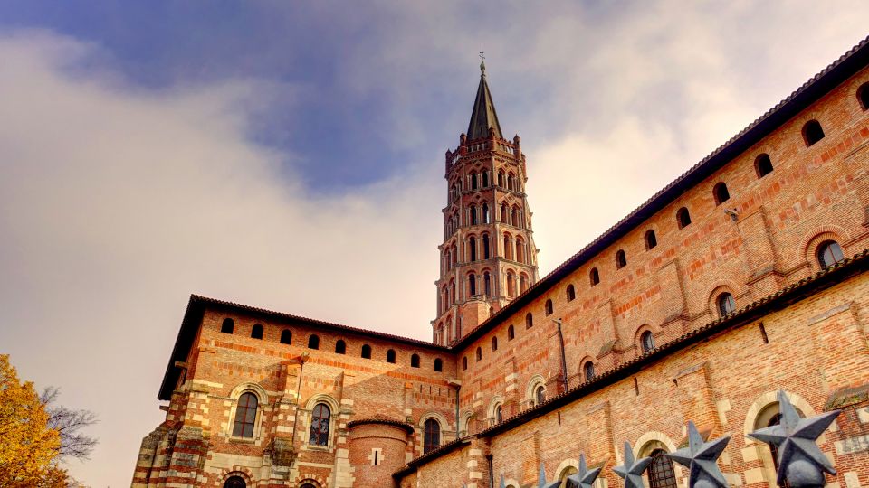 Toulouse: City Exploration Game and Tour - Explore Toulouse at Your Own Pace