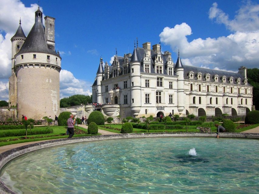 Tours/Amboise: Private Chambord and Chenonceau Chateau Tour - Chambord Chateau Guided Tour