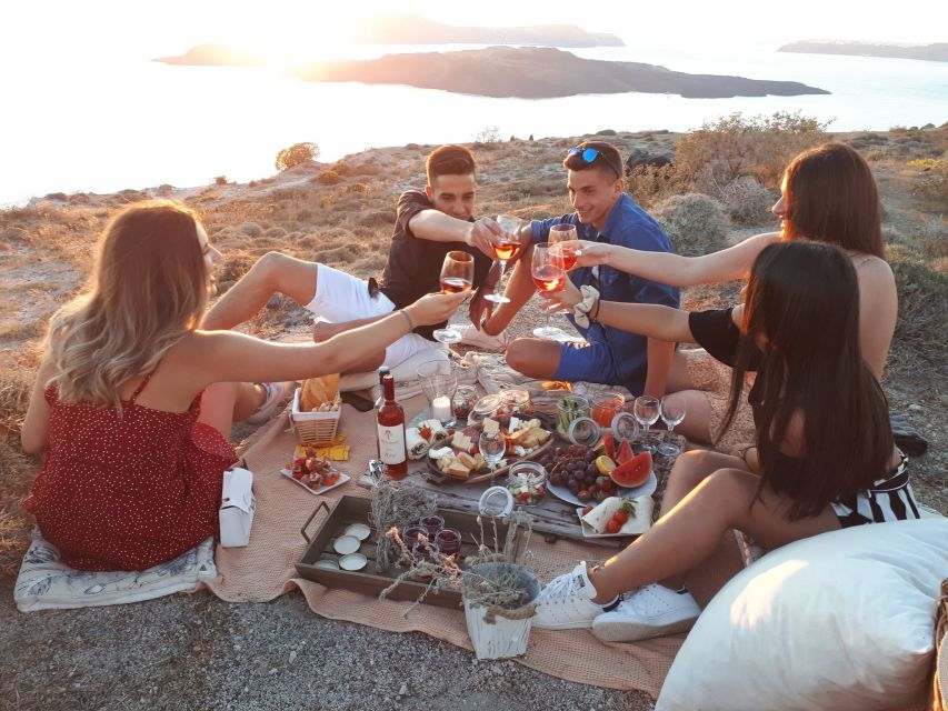 Uncrowded Santorini Sunset PicNic - Accessibility and Language