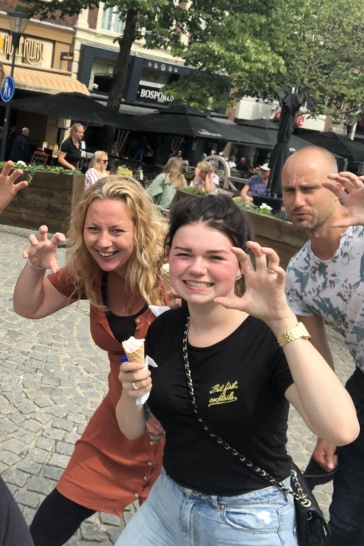 Utrecht Pub Trail: Excitement and Fun in Utrecht - Group Enthusiasm and Enjoyment