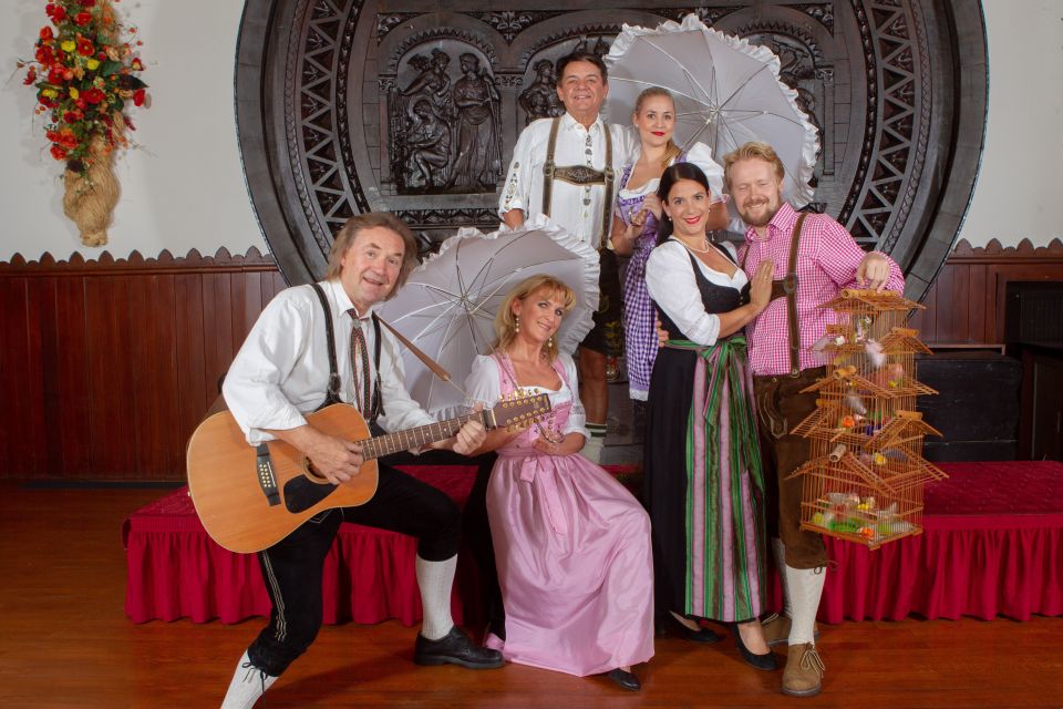 Vienna: Traditional Dinner Show at the Wiener Rathauskeller - Booking and Cancellation Policy