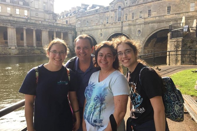 Visit Bath and Stonehenge: Private Black Cab Day Trip From London - Exploring Stonehenges Prehistoric Wonders