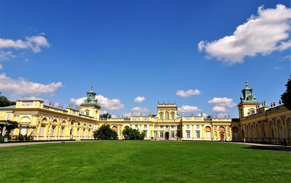 Warsaw: Skip-the-Line Wilanow Palace & Gardens Private Tour - Stroll Through Gardens