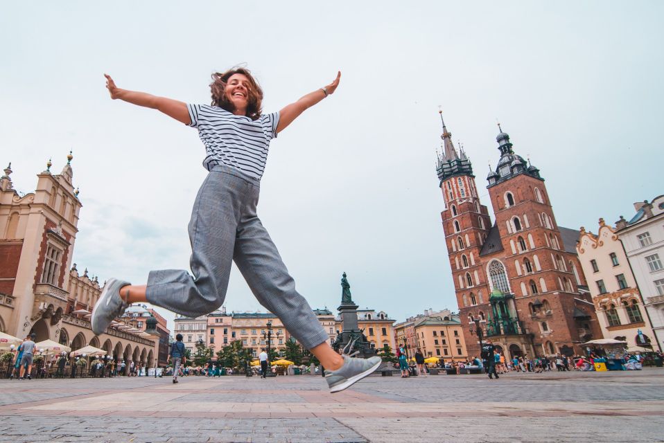 Wawel Castle & Cathedral Skip the Line Small Group Tour - Tour Inclusions