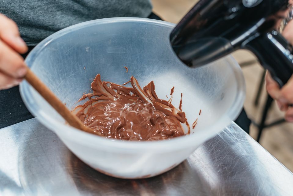 York: Chocolate Bar Making Workshop at York Cocoa Works - Flavor Experimentation