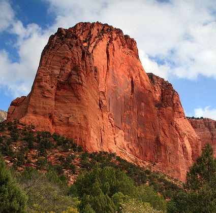 Zion National Park Day Trip From Las Vegas - Challenging Yourself in Narrow Canyons