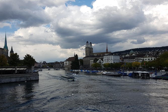 Zürich Charms Unveiled: Private City Center Walk and Lake Cruise - Customer Feedback