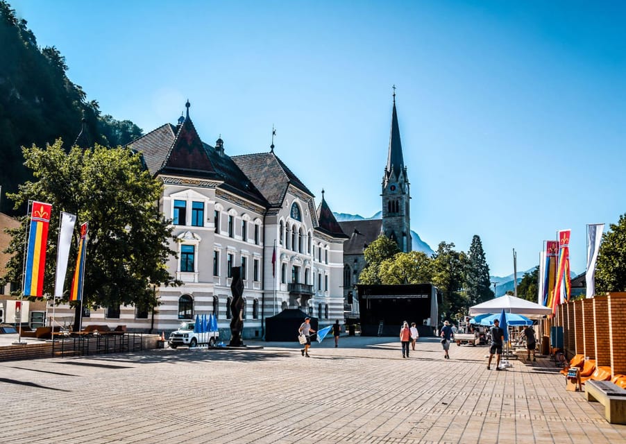 Zurich: Liechtenstein, Austria, Germany and Swiss Day Trip - Scenic Rapperswil on Lake Zurich