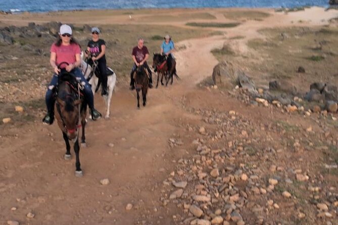 2-Hour Horseback Riding Tour to Little Natural Bridge in Aruba - Personalized Tour Experience