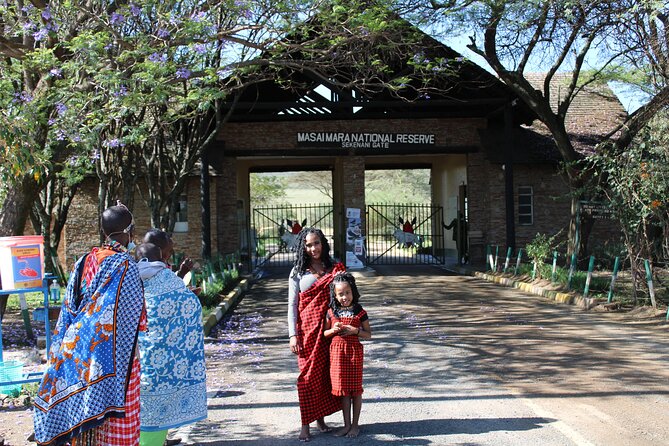 3-Day Maasai Mara Sharing Safari in a 4x4 Land Cruiser Jeep - Dining and Meals