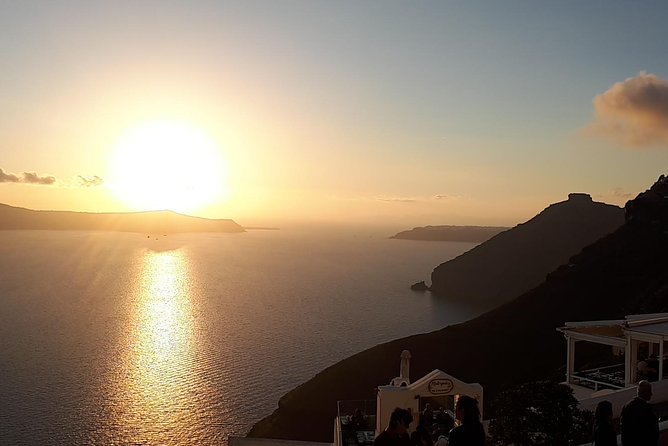 4 Hours Tailor Made Tour in Santorini - Customizable Itinerary