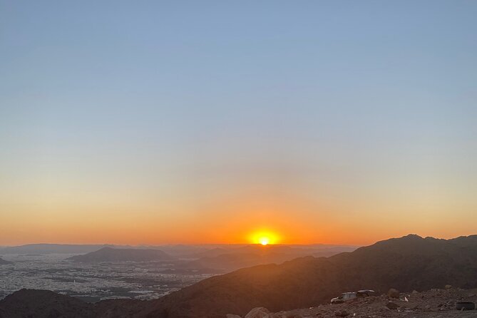 4WD Adventure in Uhud Mountain - Panoramic Views of Medina