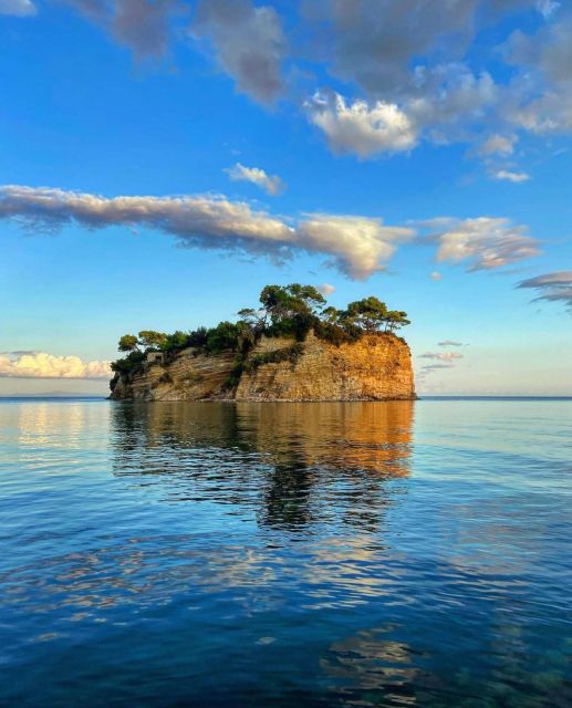 Agios Sostis Harbour: Rent Your Own Boat! - Experience Turtle Island and Keri Caves