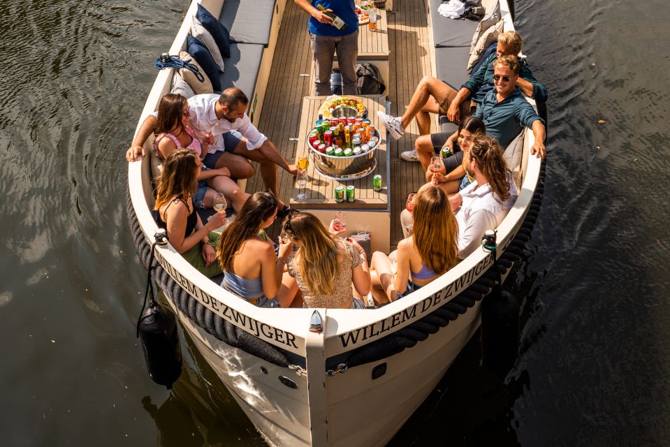 Amsterdam: Evening Canal Cruise With Unlimited Drinks Option - Inclusions and Exclusions