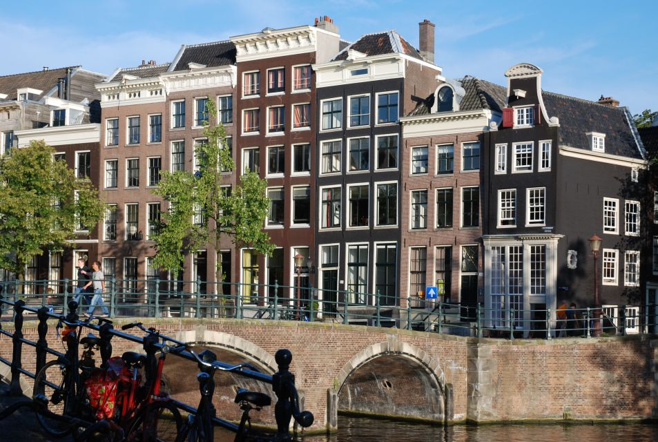 Amsterdam: Stedelijk Museum and 1-Hour Canal Cruise - Canal Cruise Details