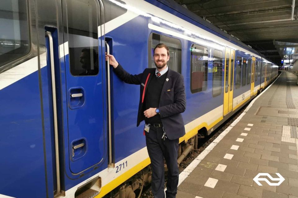 Amsterdam: Train Transfer Schiphol Airport From/To Rotterdam - Direct and Stress-Free Connections