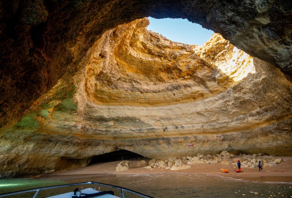 Armação De Pêra: Private Benagil Cave Tour - Safety and Insurance